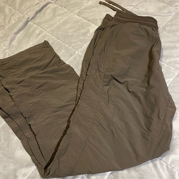 Women’s used scrub pants med - Picture 1 of 1